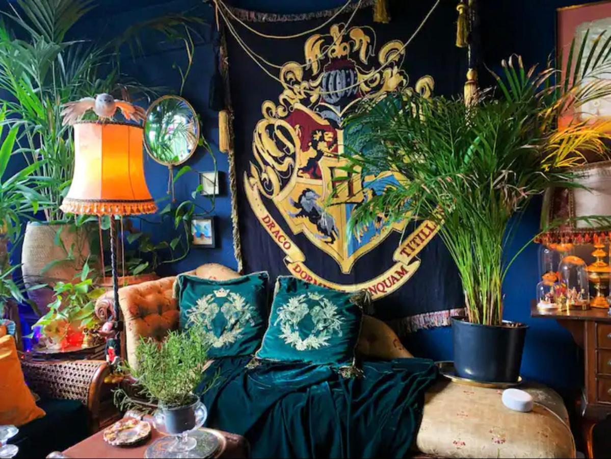 Magical Wizardry Flat In Central ลอนดอน ภายนอก รูปภาพ