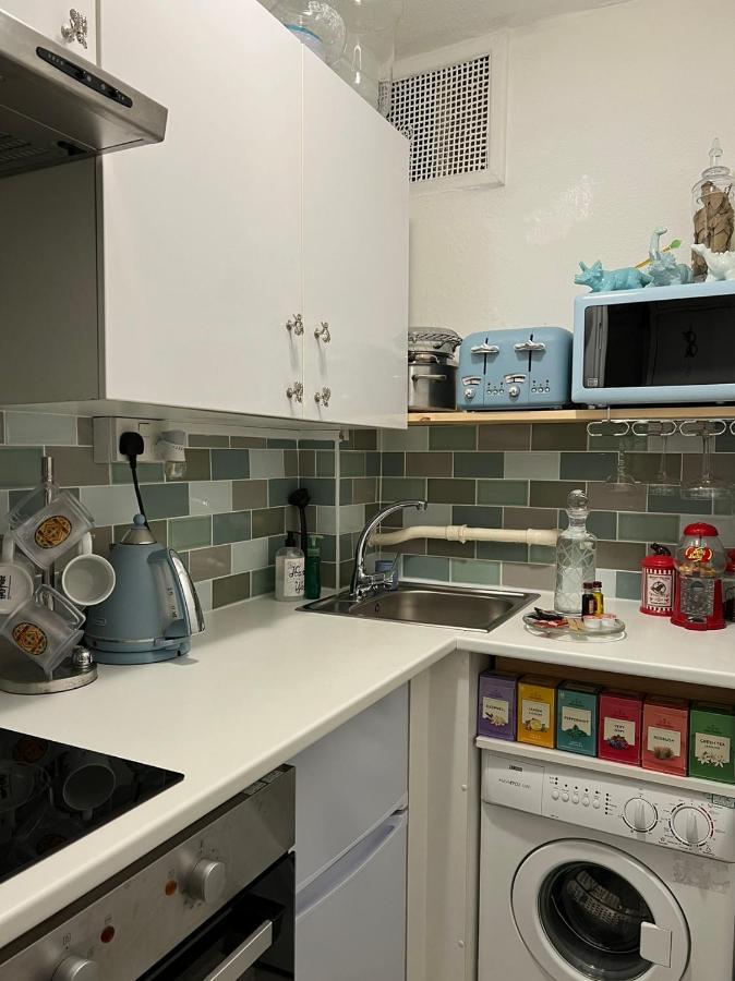 Magical Wizardry Flat In Central ลอนดอน ภายนอก รูปภาพ